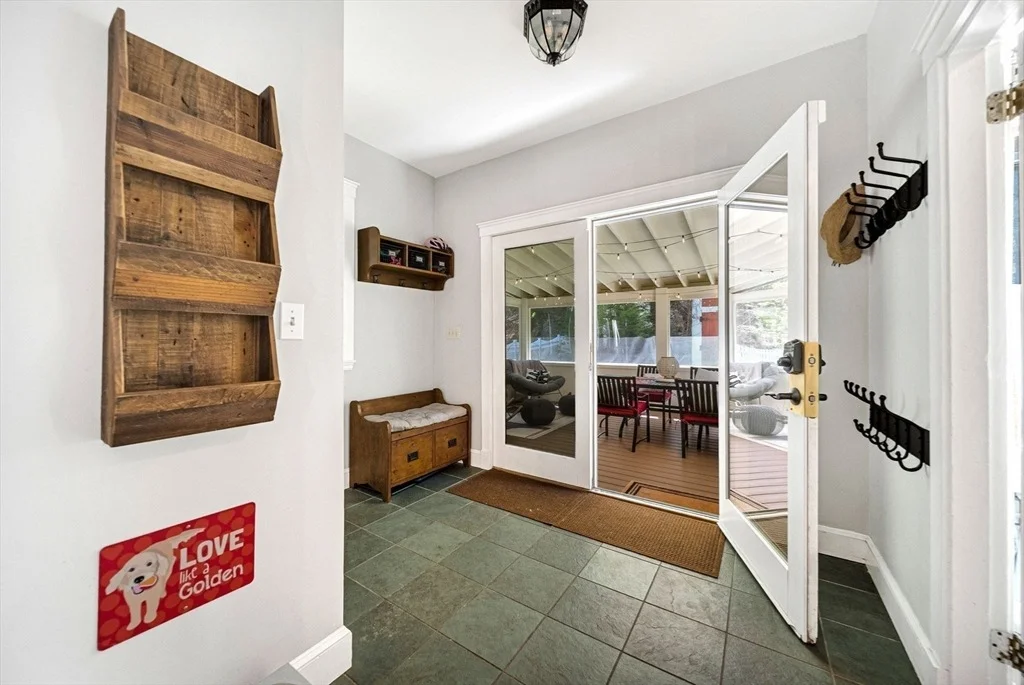 Photo of 77 Brook Rd