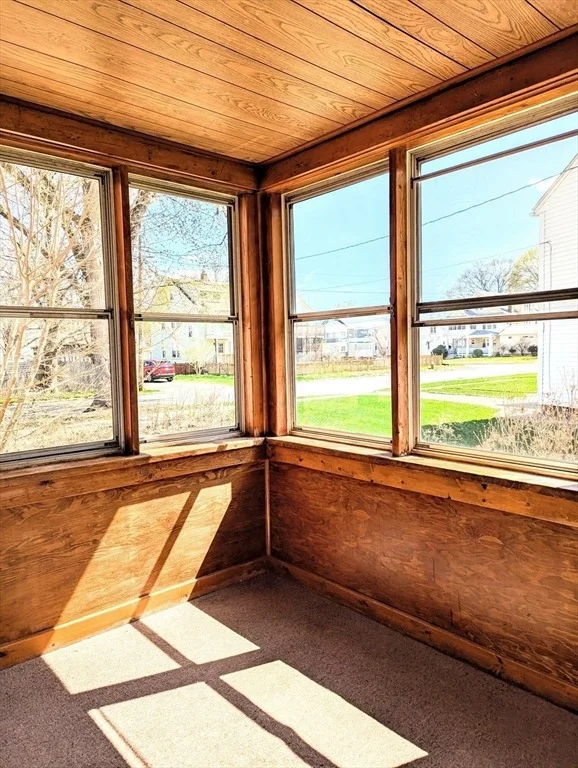 Photo of 314 Mackenzie Ave