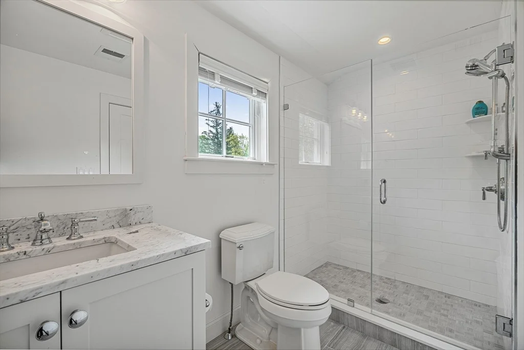 Photo of 7 Bemis Rd