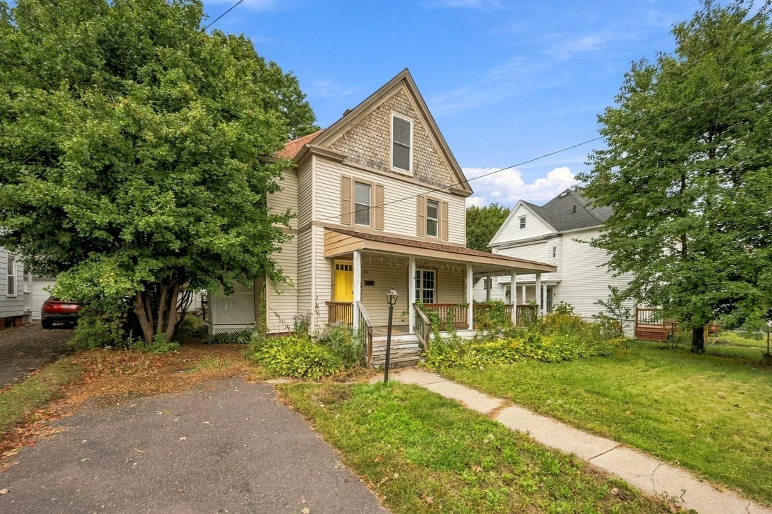 Photo of 30 Myrtle Ave
