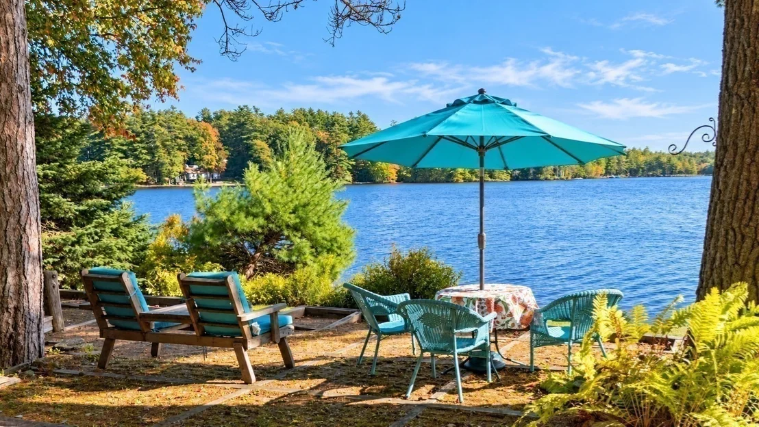 Photo of 64 Lakeshore Dr