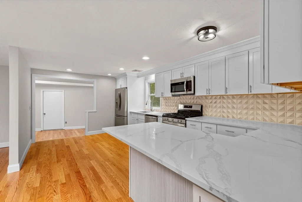 Photo of 315 Blackthorn Rd