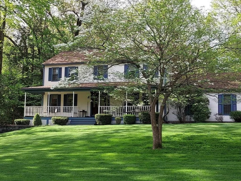 Photo of 53 Throne Hill