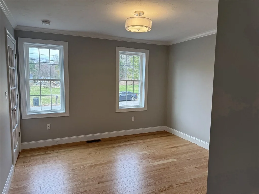 Photo of 27 Range Ave