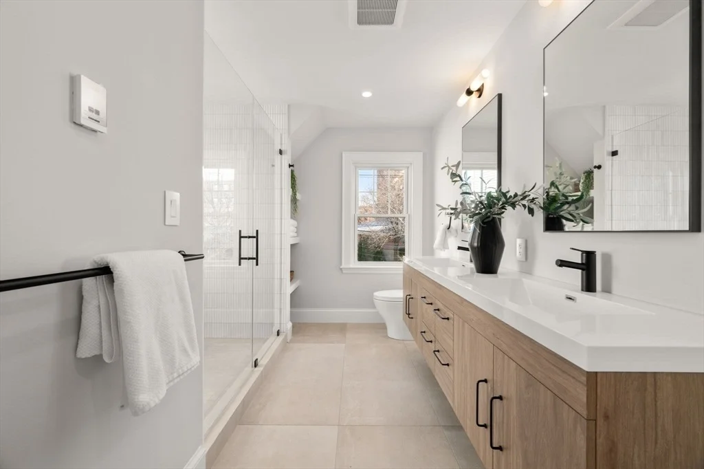 Photo of 209 High St