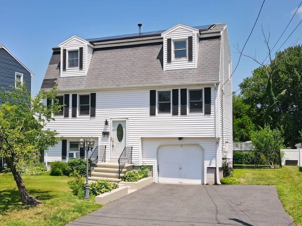 Photo of 61 Rollins St