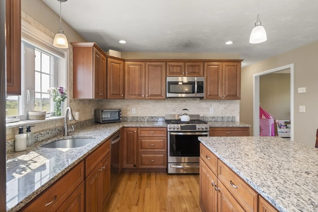 Photo of 73 Franklin St