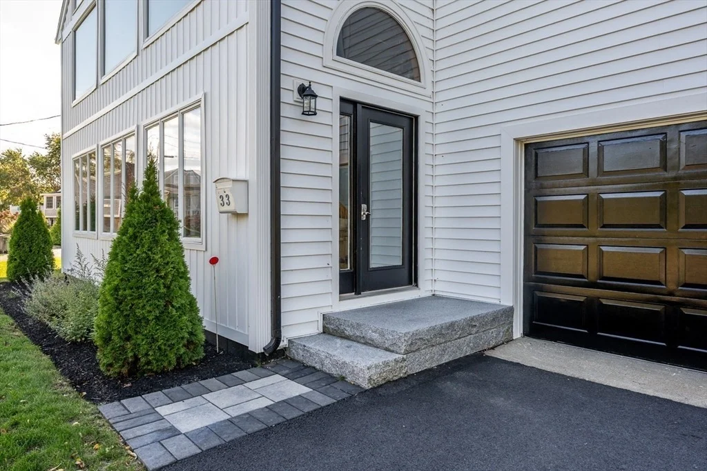Photo of 33 Island View Rd