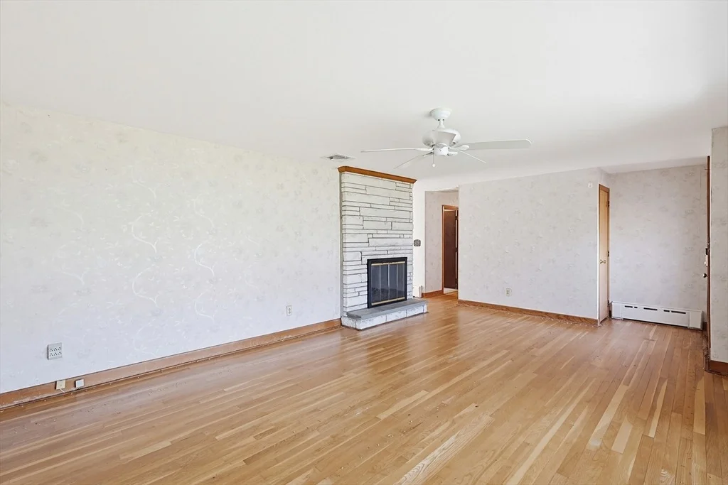 Photo of 10 Brayton Rd