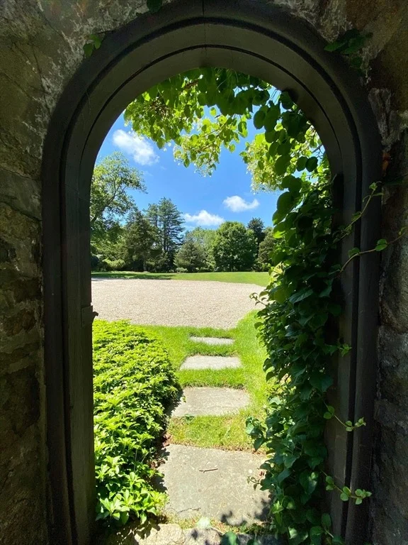 Photo of 120 Grapevine Rd