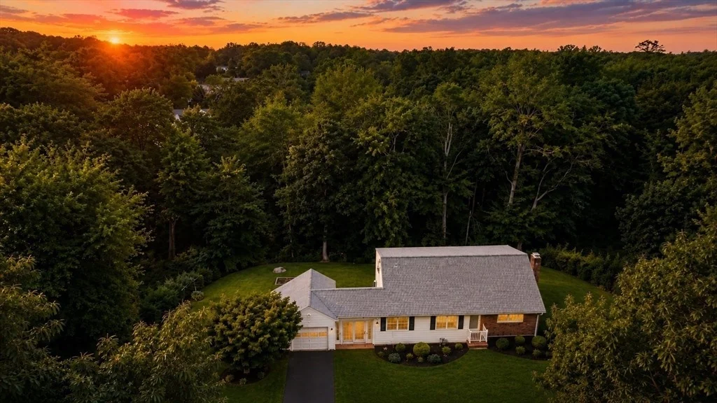 Photo of 33 Edgewood Rd