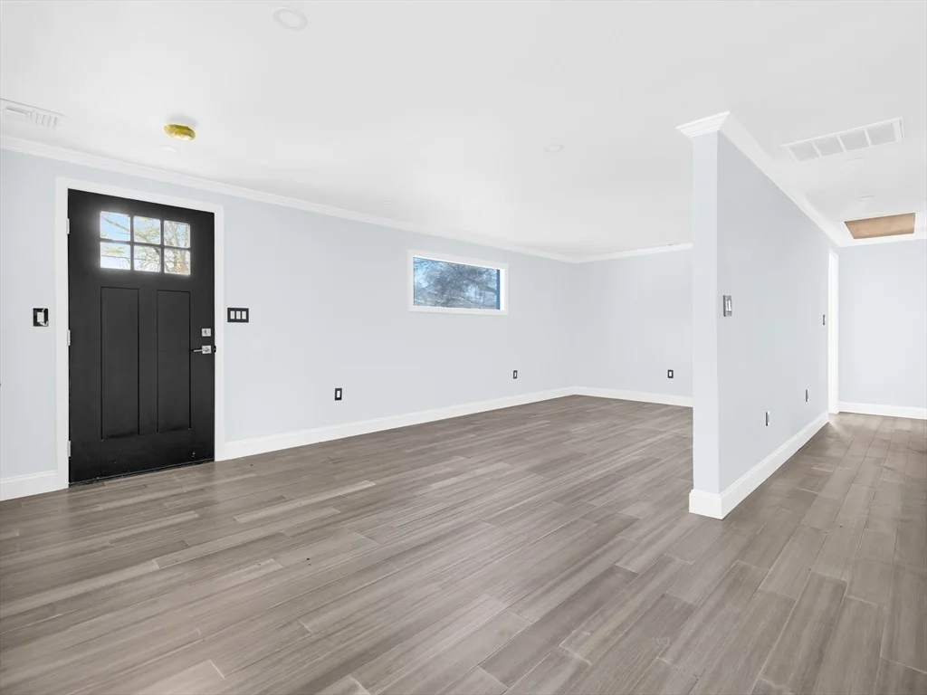 Photo of 41 Flora Rd