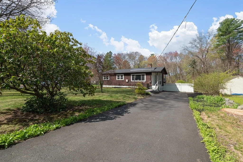 Photo of 21 Warren Rd