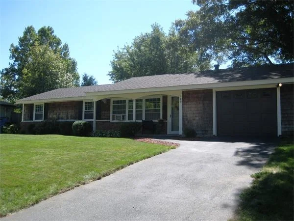 Photo of 149 Royal Rd.