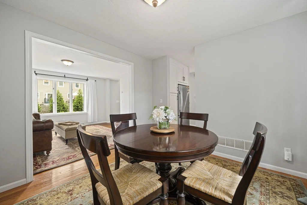 Photo of 18 Mulberry Ln
