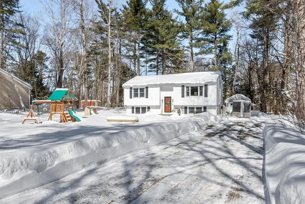 Photo of 6 Balsam Dr