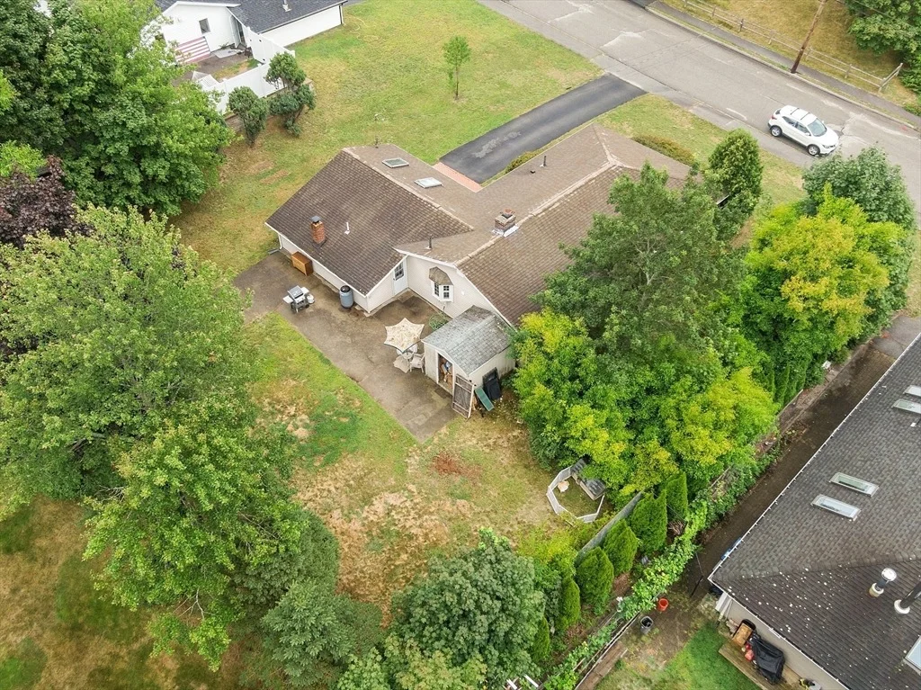 Photo of 115 Richard Rd