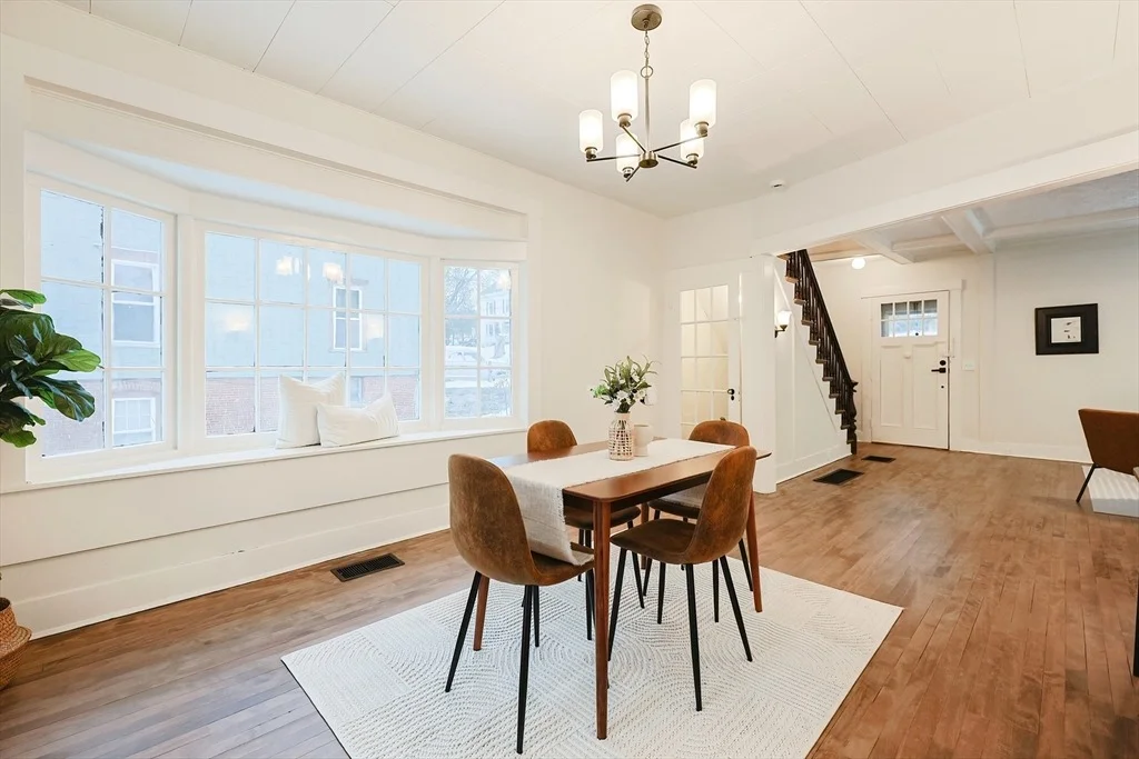 Photo of 83 Maple St
