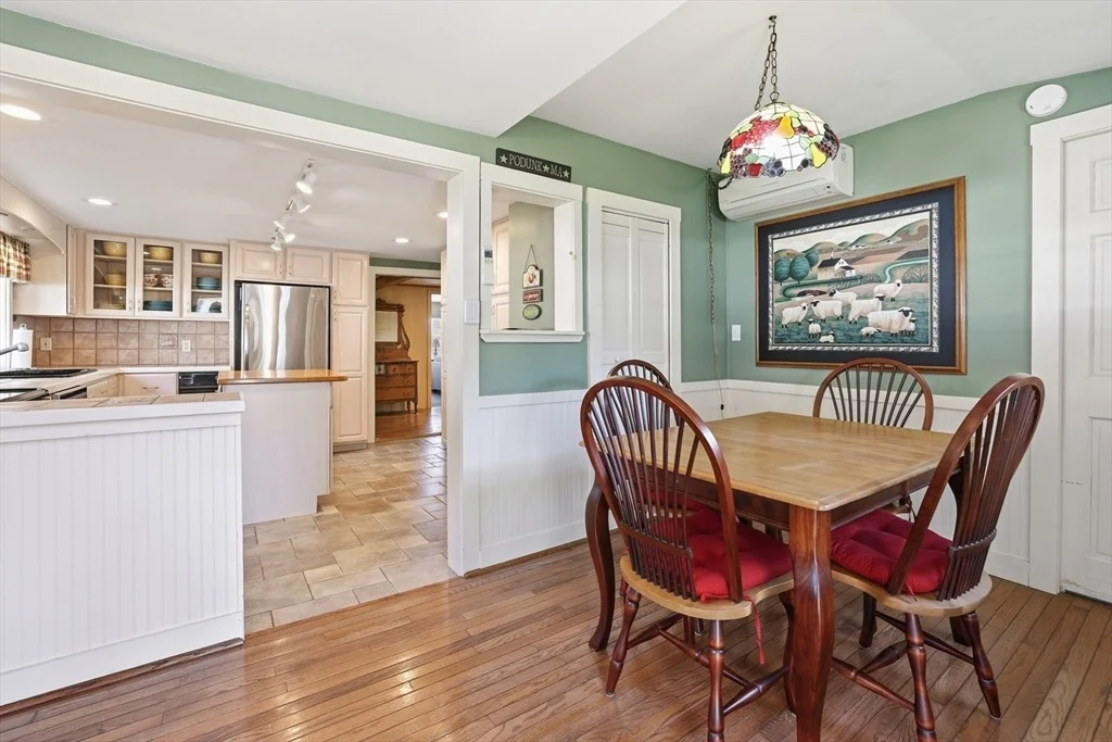 Photo of 20 Brunnell Avenue