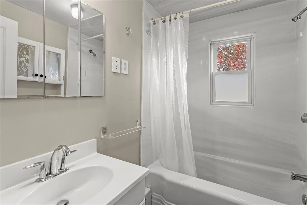 Photo of 57 Strathmore Rd