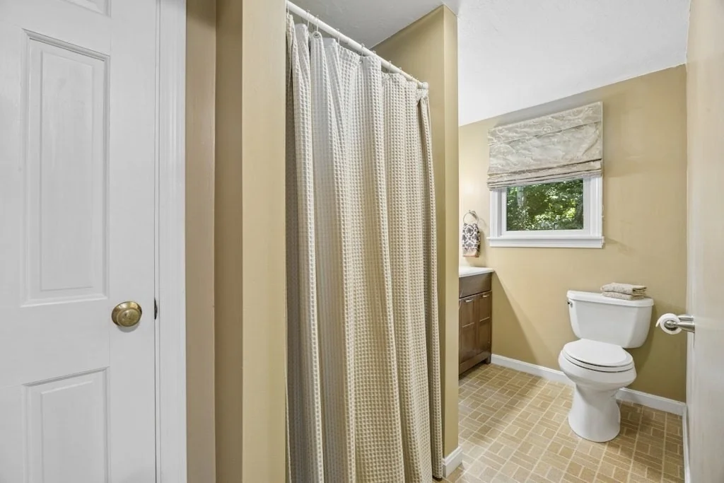 Photo of 11 Rustic Drive