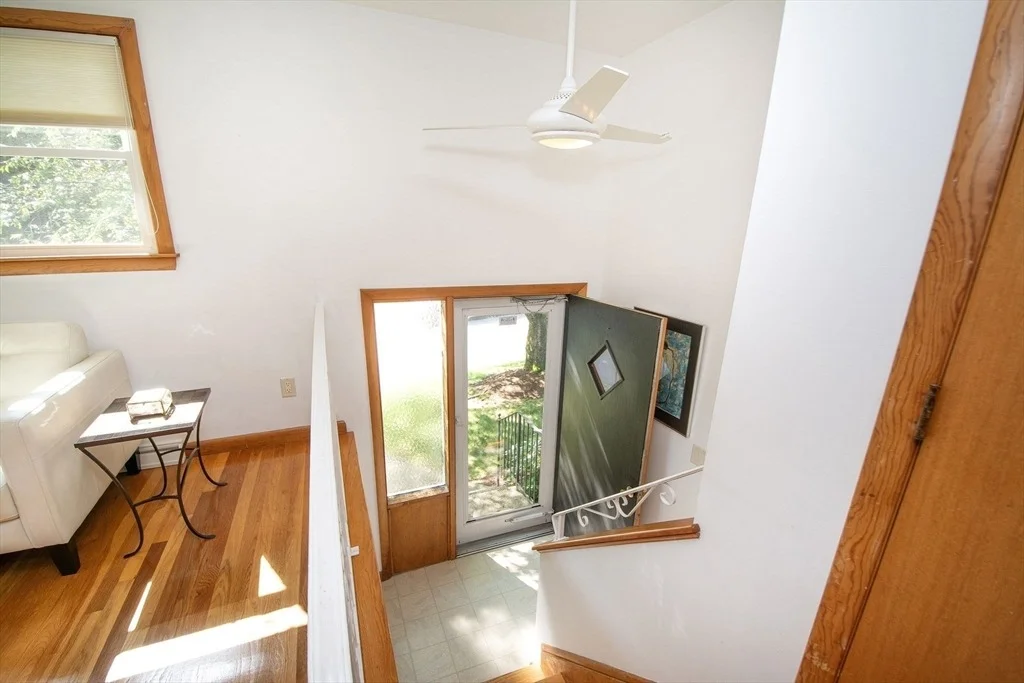 Photo of 18 Howland Cir