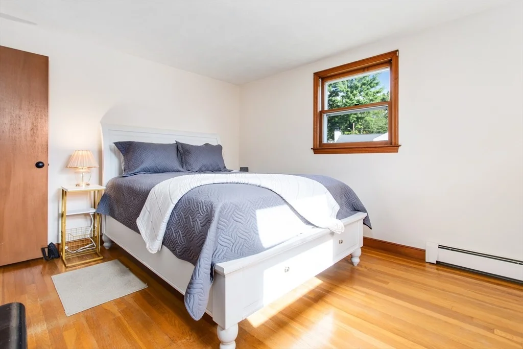 Photo of 9 Hemlock Rd