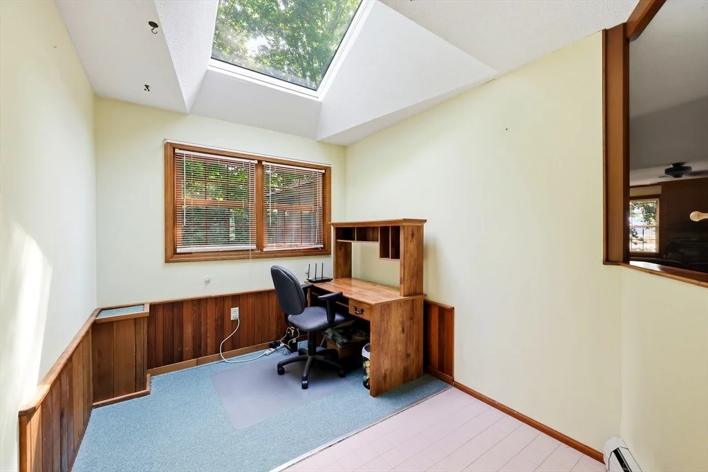 Photo of 4 Ladyslipper Ln