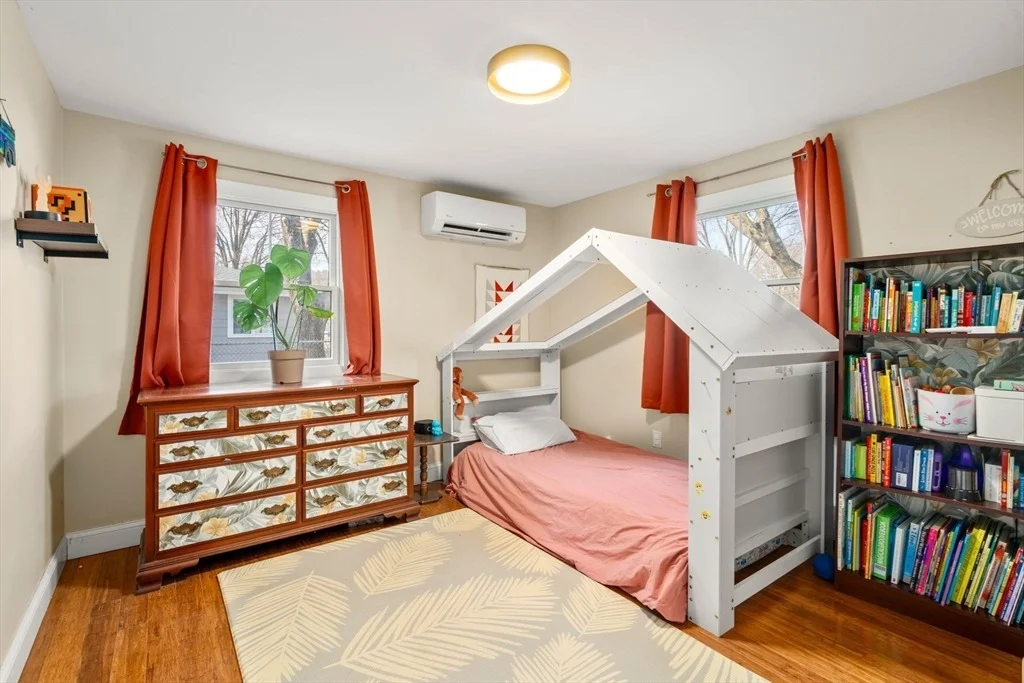 Photo of 11 Sunset Road