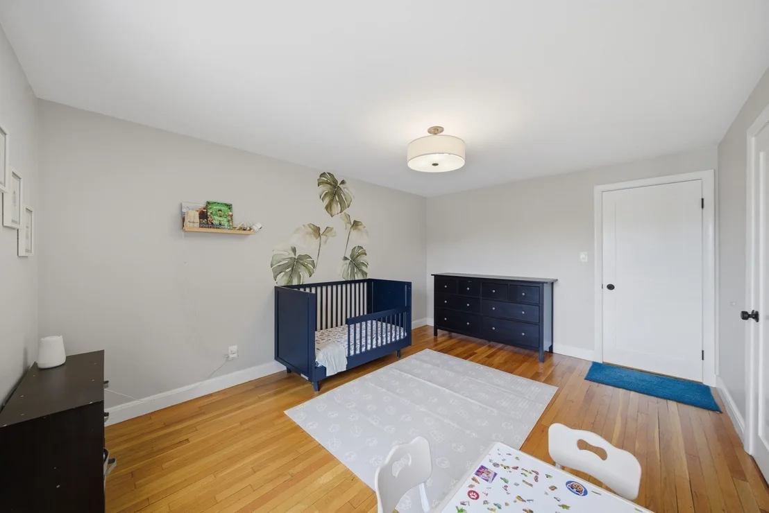 Photo of 18 Travis Dr