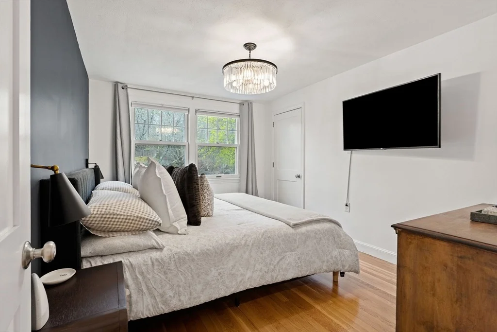 Photo of 92 Moffatt Rd