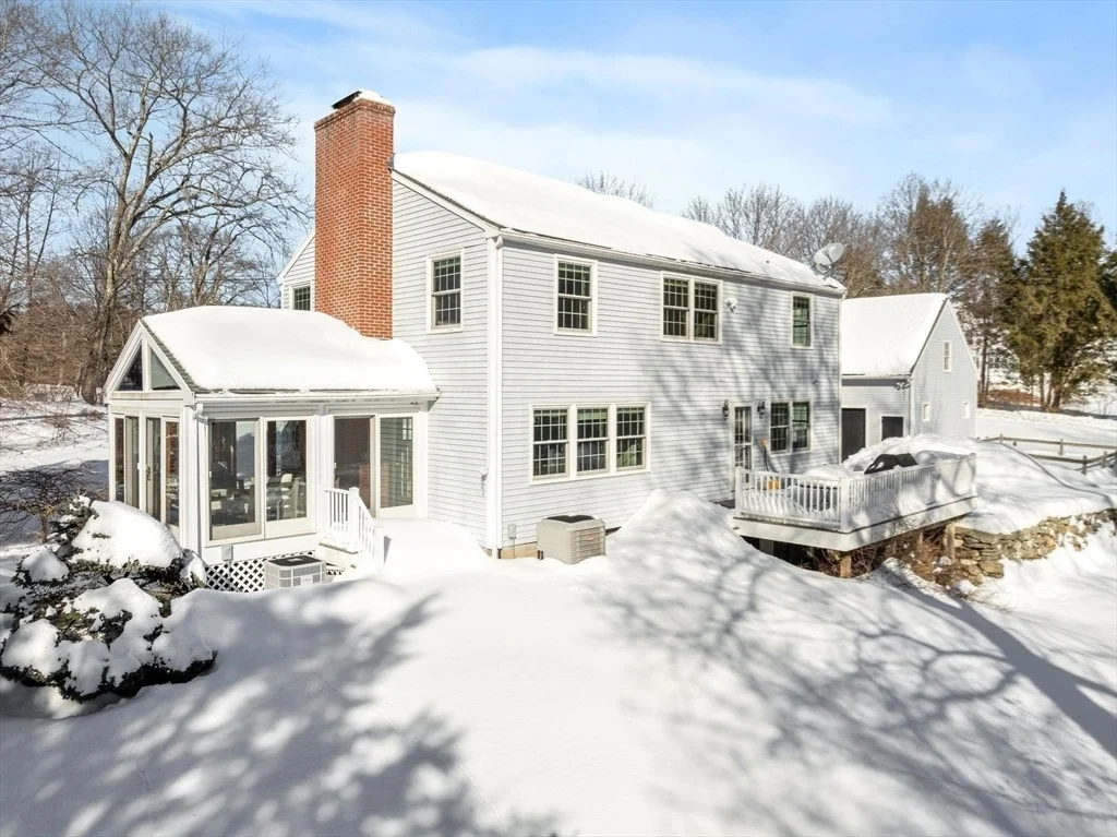 Photo of 959 Hill Rd