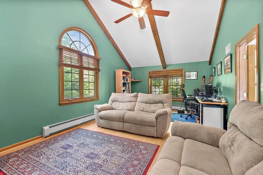 Photo of 4 Dix Rd
