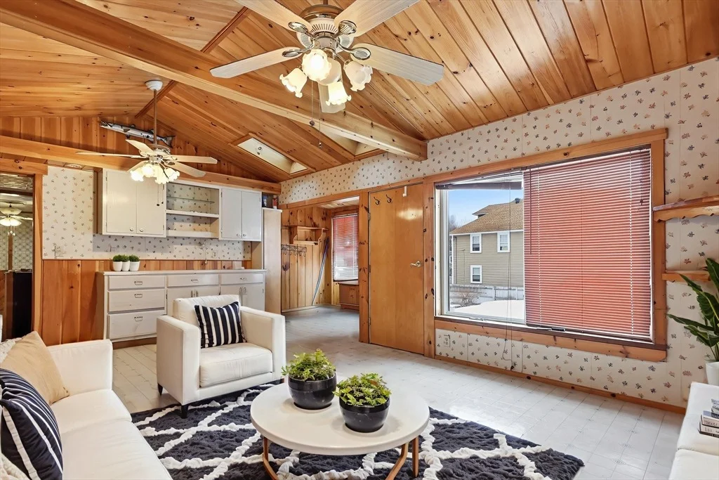 Photo of 35 Maplewood Ave