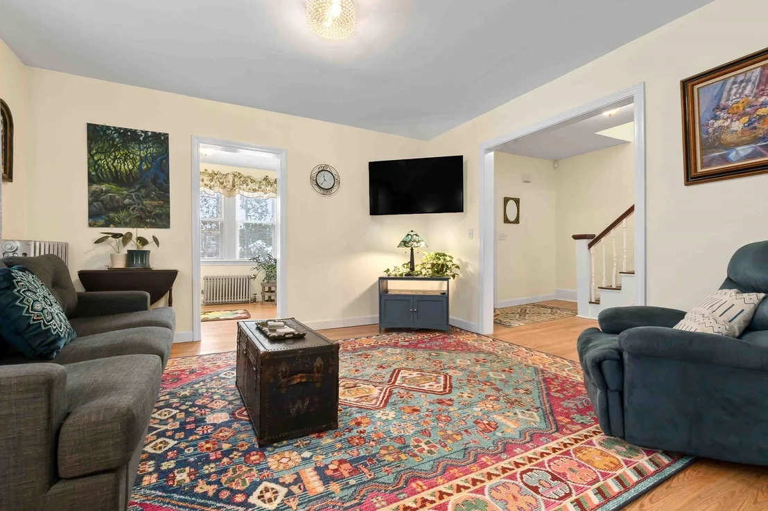 Photo of 5 Walcott Rd