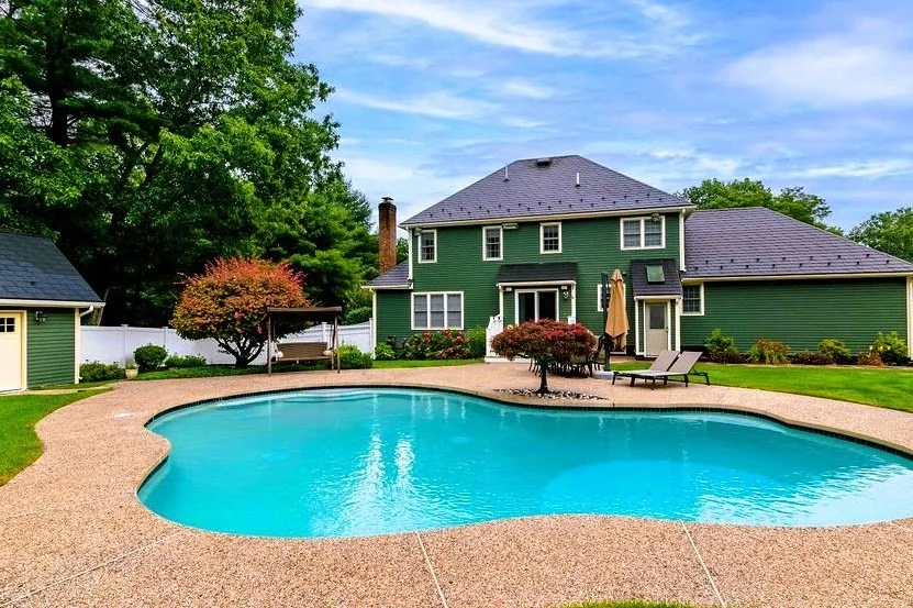 Photo of 46 Hunt Dr