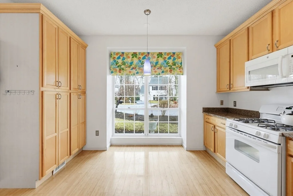 Photo of 6 Balcom Dr.
