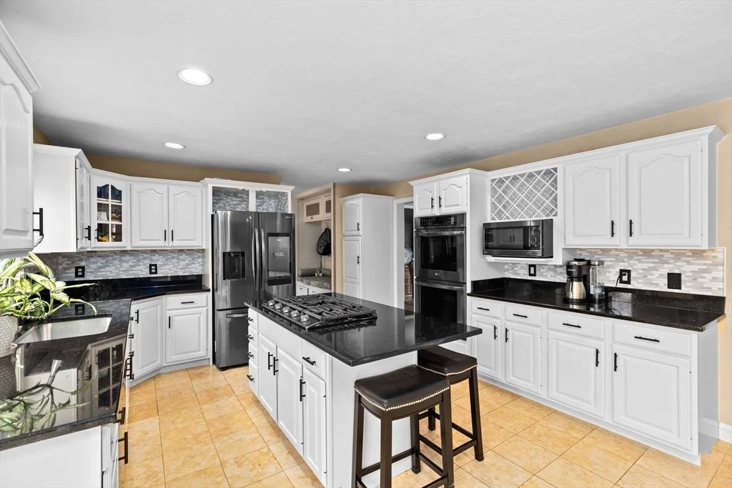 Photo of 130 Culloden Dr
