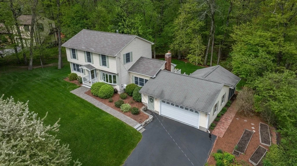 Photo of 127 Catamount Rd