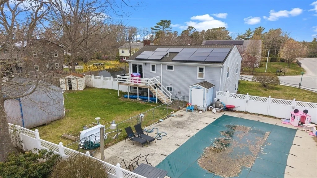 Photo of 51 Hideaway Ln