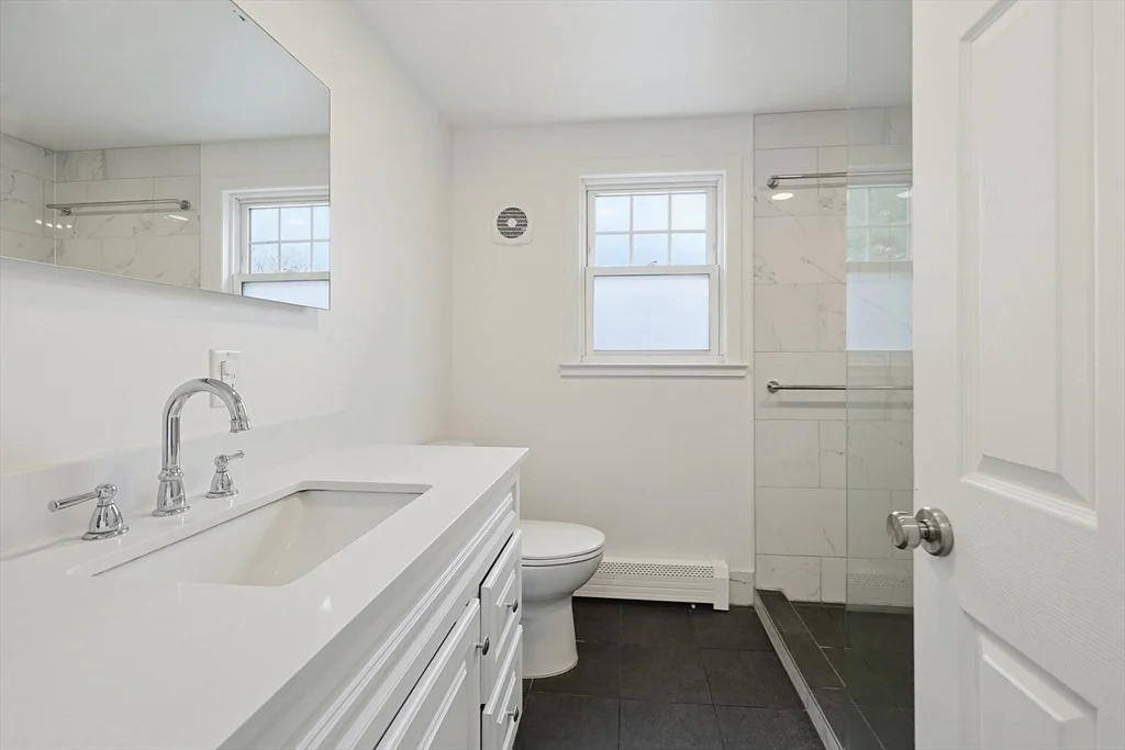 Photo of 214 Sprague St