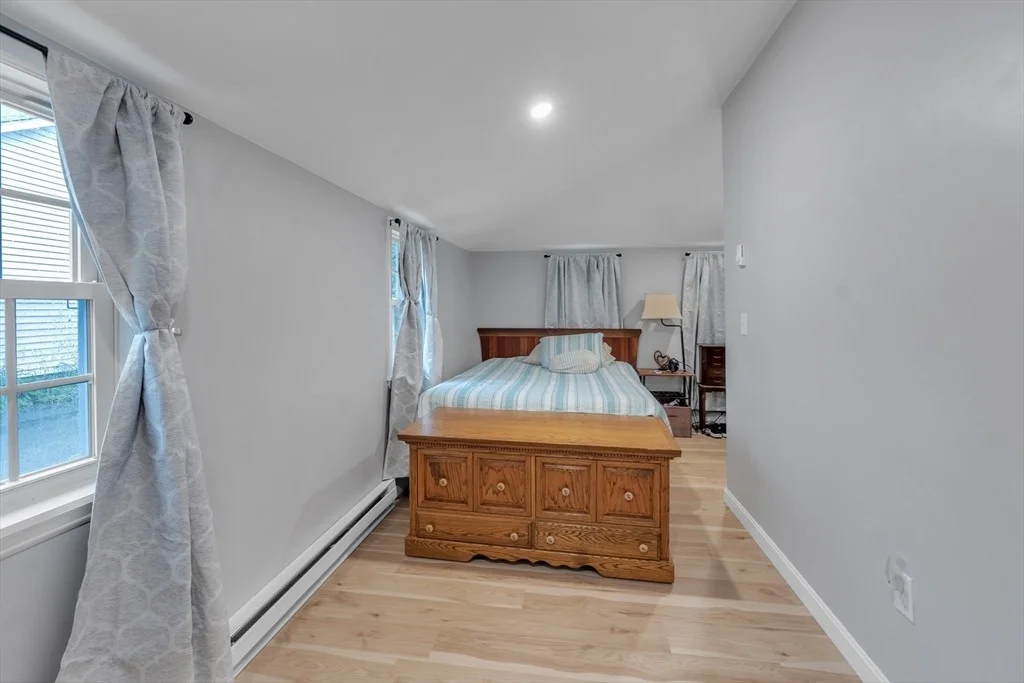 Photo of 21 Myrtle Ave