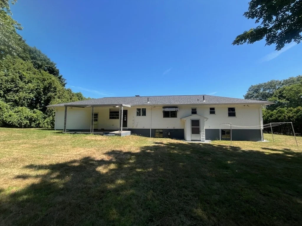 Photo of 17 Silver St Ext