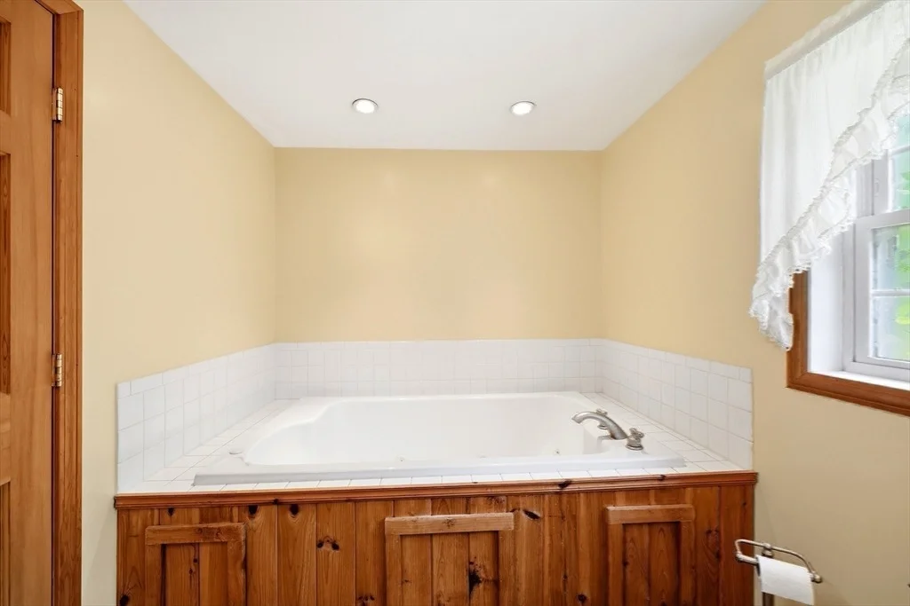 Photo of 259 Greenwich Rd
