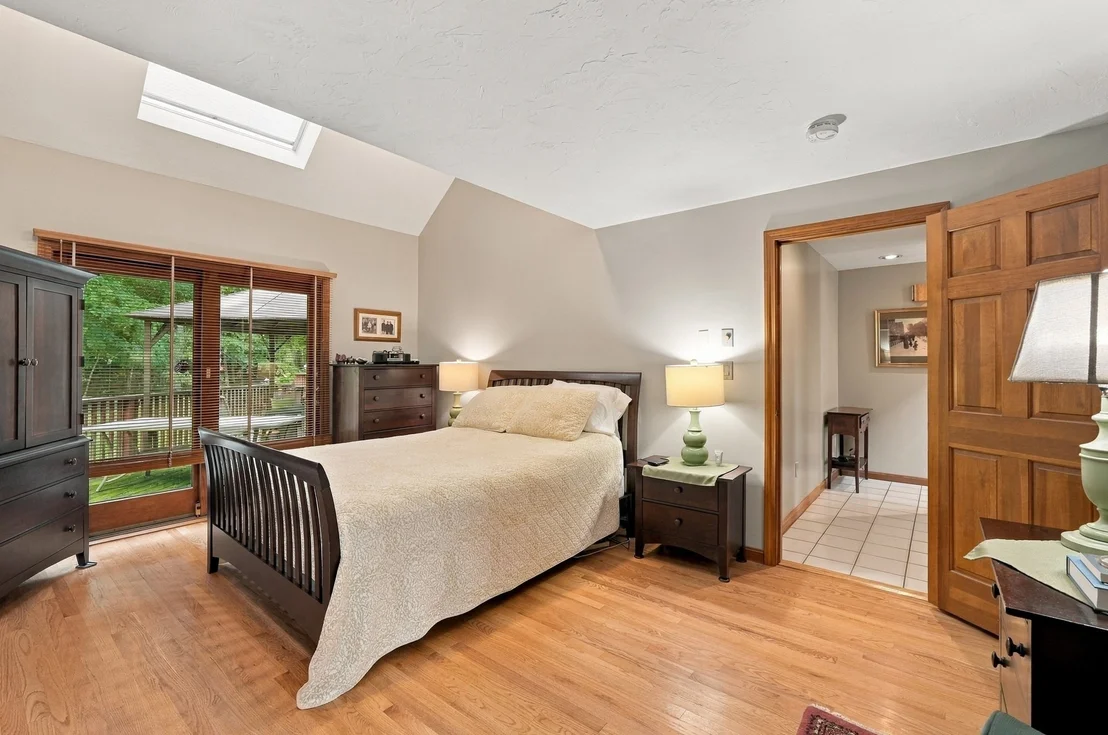 Photo of 70 Birchbark Dr