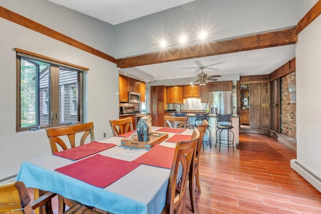 Photo of 8 Brookside Rd