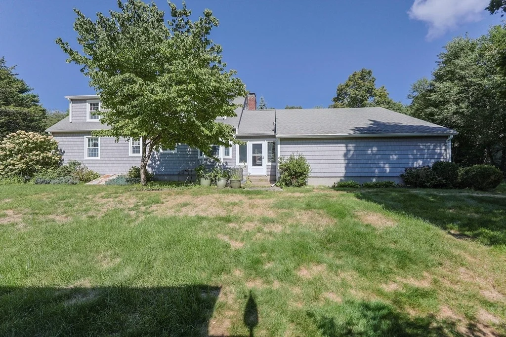 Photo of 50 Benjamin Dr