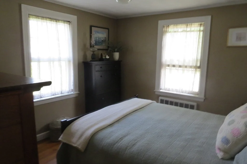 Photo of 102 Ewing Dr