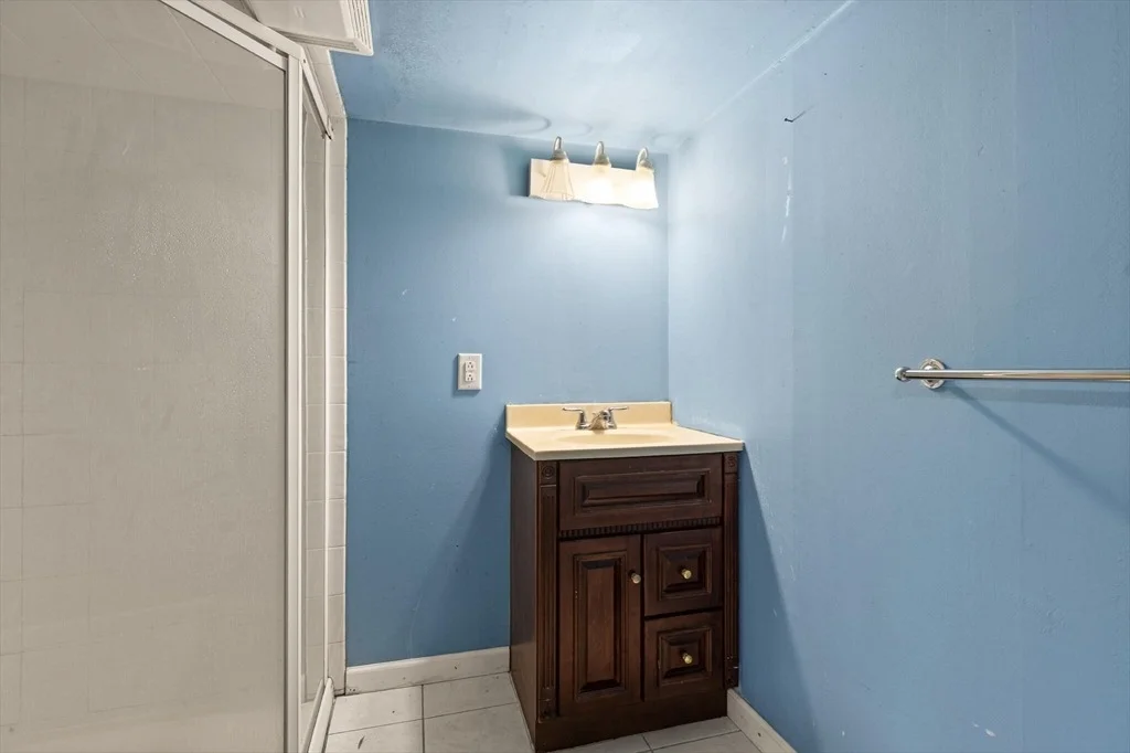 Photo of 10 Minthorne St