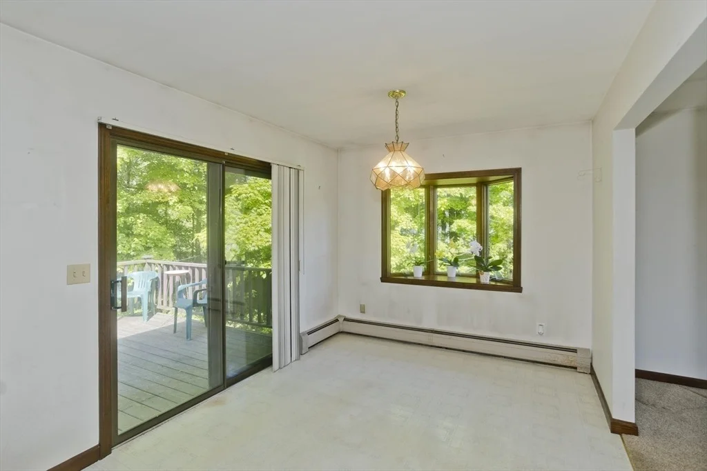 Photo of 6 Pine Wood Dr